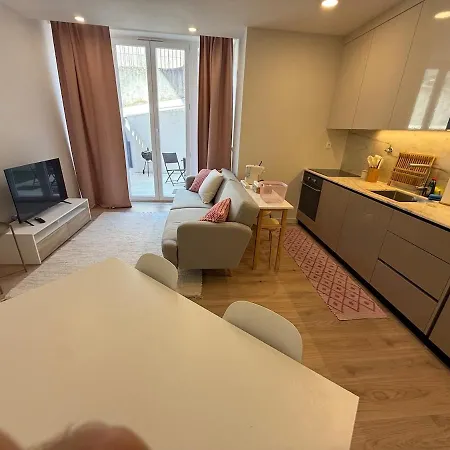 Apartman Life Happens Vale Living *