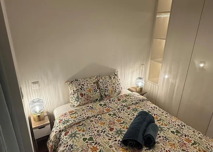 Apartament Life Happens Vale Living